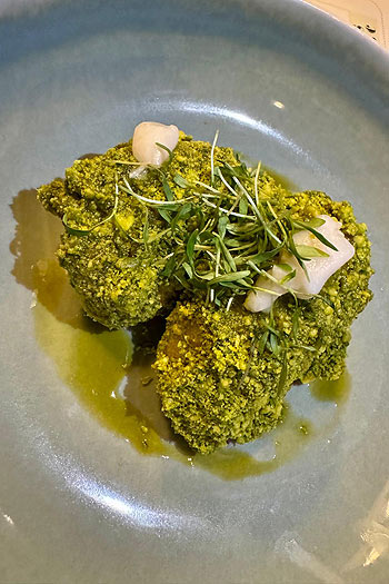 Garnele Marocain (li.) Brasserie Colette in der Klenzestra&szlig;e &copy;Foto: Natascha Gottlieb